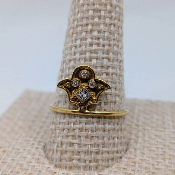 Amrapali Jewelry - 18K Yellow Gold Legend Amrapali Ring with Diamond Inlays